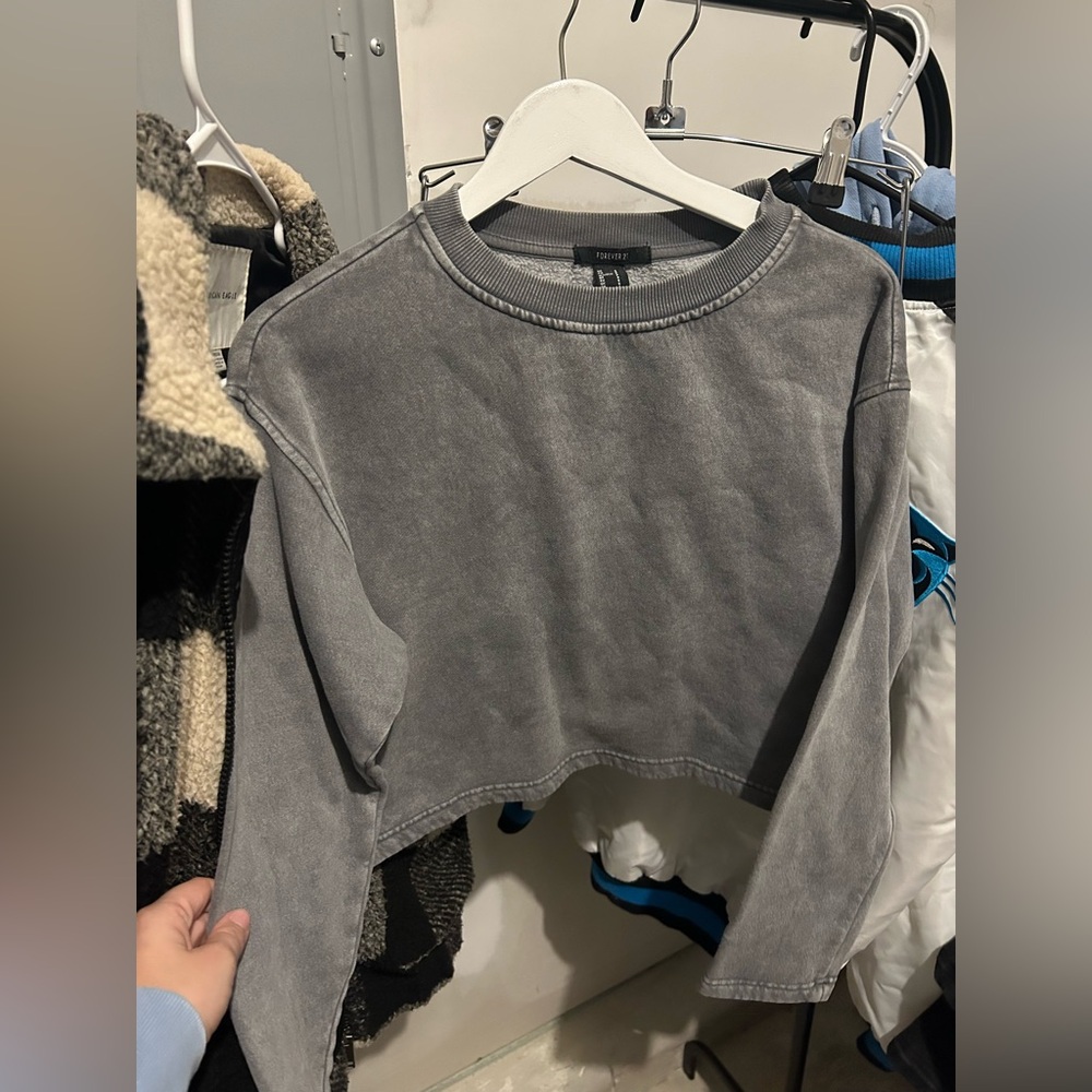 Women’s Forever 21 Crewneck